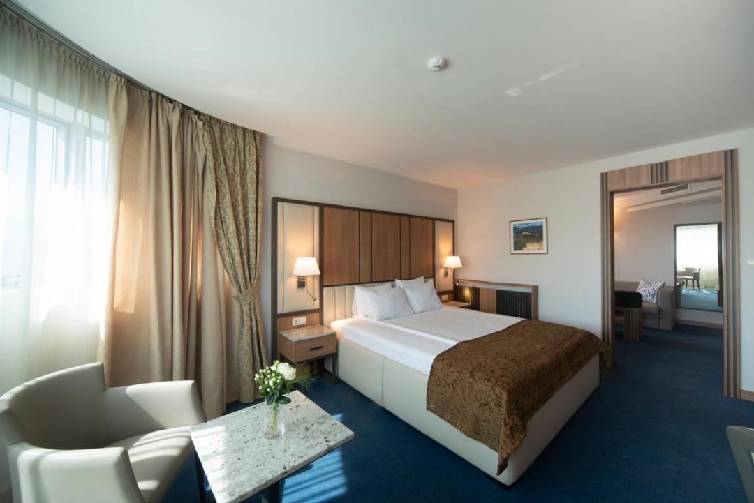 Hotel Legends 4*